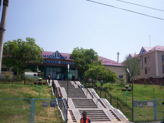Ж/Д вокзал Сарыагаш. Фото wikimapia.org 