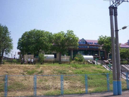 Ж/Д вокзал Сарыагаша. Фото photos.wikimapia.org