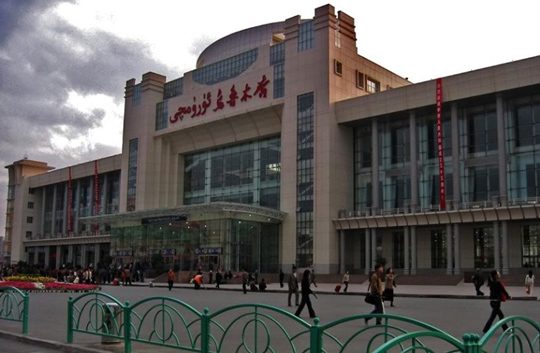 фото вокзала в Урумчи Железнодорожный вокзал Урумчи. Фото gorodamira.info