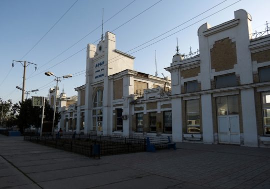 фото вокзала Арысь-1 Ж/Д вокзал Арысь-1. Фото img-fotki.yandex.ru