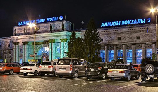 Ж/Д вокзал Алматы-2. Фото rutraveller.ru