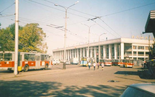 Ж/д вокзал станции Алматы-1: старое фото